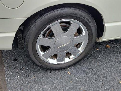 2003 Ford Thunderbird Deluxe