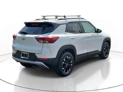 Summit White 2021 Chevrolet Trailblazer LT