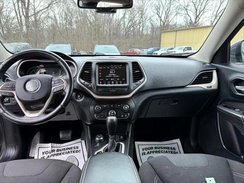 2016 Jeep Cherokee Latitude