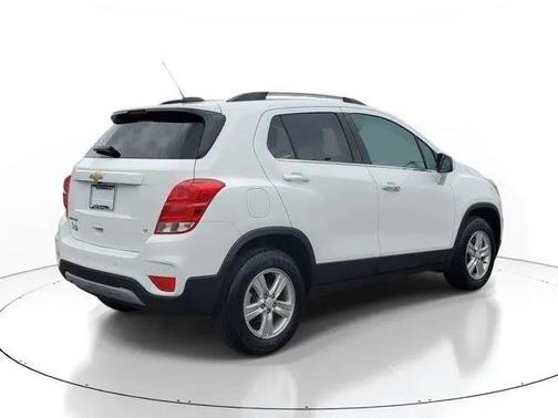 Summit White 2020 Chevrolet Trax LT