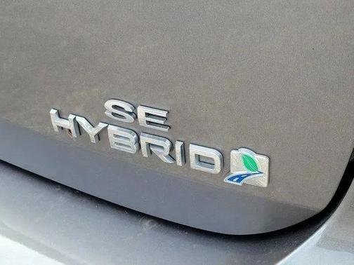 Ingot Silver Metallic 2014 Ford C-Max Hybrid SE