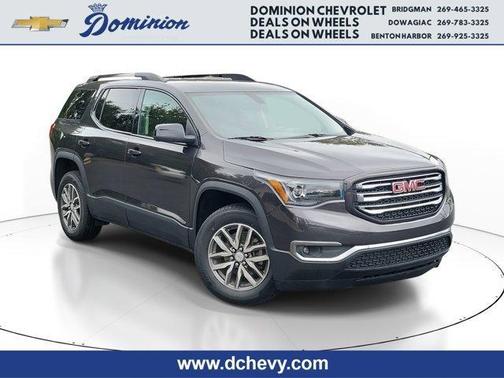 2017 GMC Acadia SLE-2