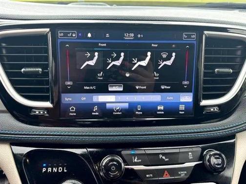 2021 Chrysler Pacifica Hybrid Touring L