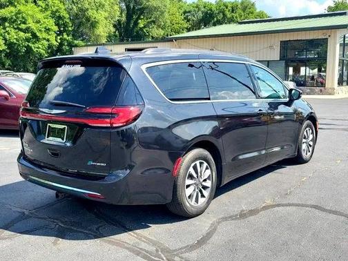 2021 Chrysler Pacifica Hybrid Touring L