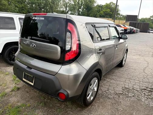 2016 Kia Soul Base