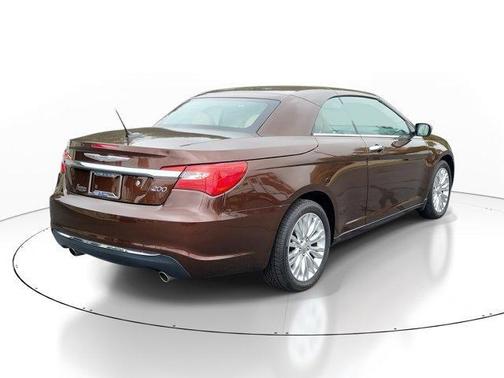 2013 Chrysler 200 Limited
