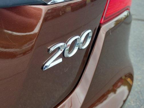 2013 Chrysler 200 Limited