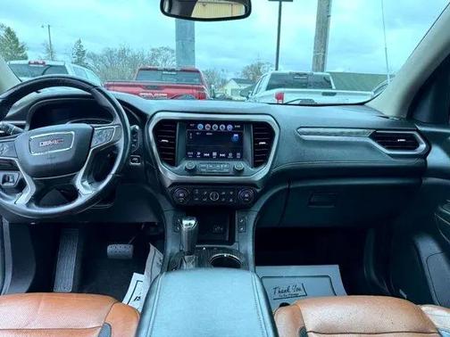2017 GMC Acadia SLT-1