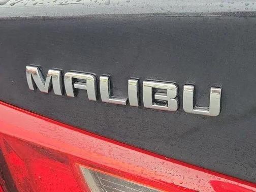 Dark Ash Metallic 2023 Chevrolet Malibu FWD 1LT
