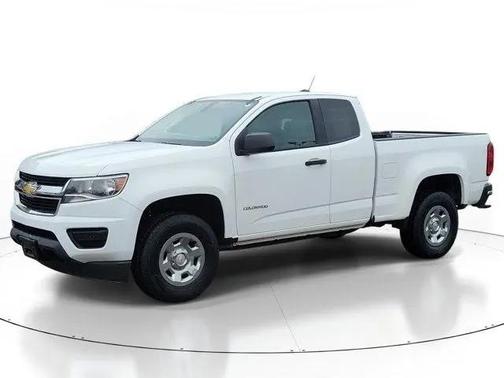 Summit White 2015 Chevrolet Colorado WT
