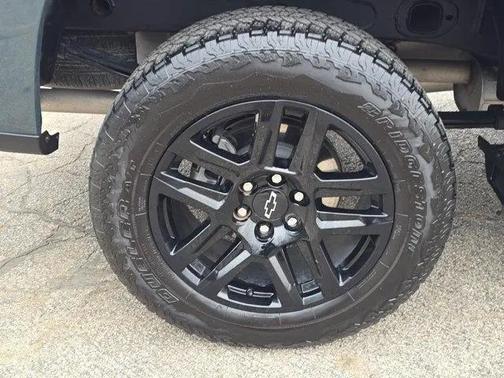 2025 Chevrolet Silverado 1500 Custom Trail Boss