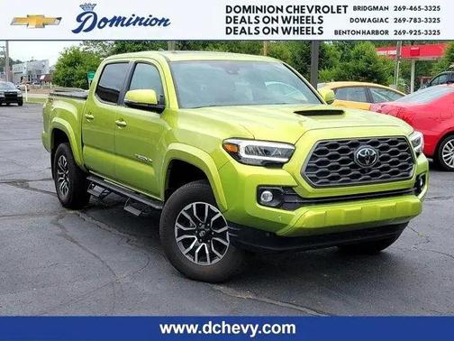 2023 Toyota Tacoma SR
