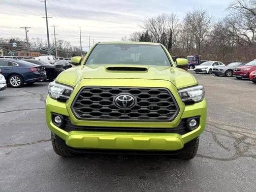 2023 Toyota Tacoma SR