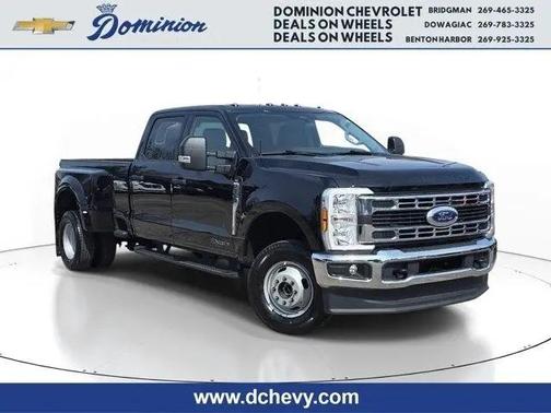 Agate Black Metallic 2025 Ford F-350 Lariat Truck