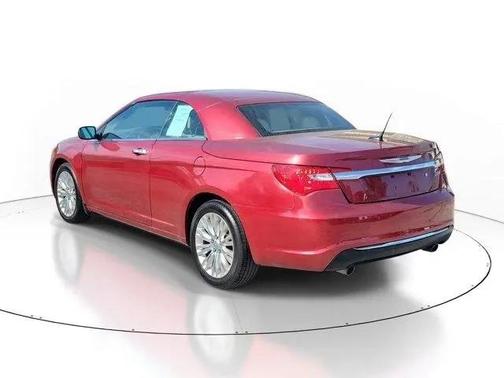 Deep Cherry Red Crystal Pearlcoat 2013 Chrysler 200 Limited
