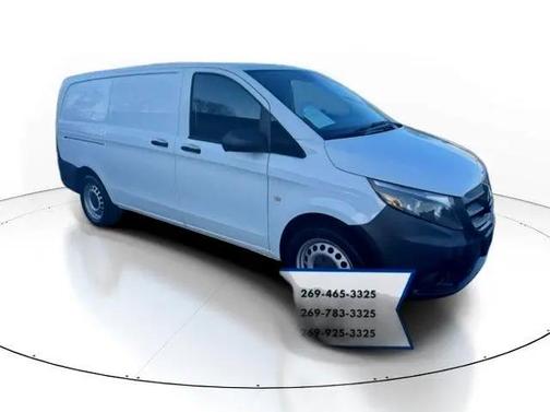 2016 Mercedes-Benz Metris Base
