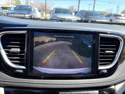 2023 Chrysler Pacifica Hybrid Limited