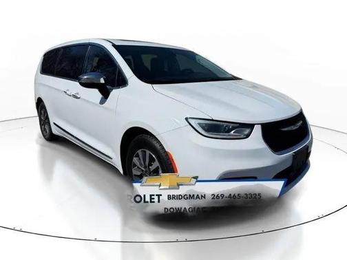 2023 Chrysler Pacifica Hybrid Limited