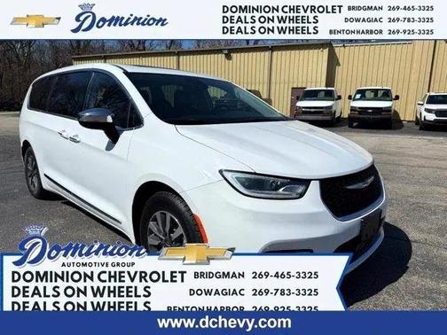 2023 Chrysler Pacifica Hybrid Limited