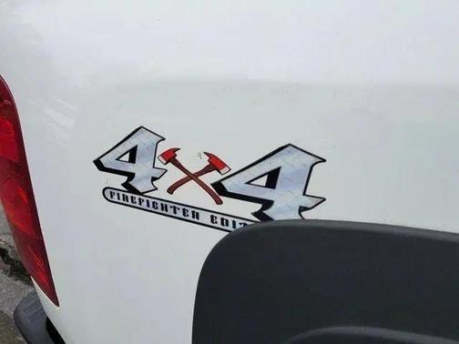 Bright White 2011 Chevrolet Silverado 1500 LT