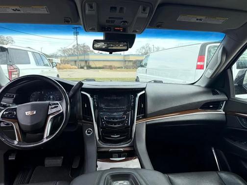 2020 Cadillac Escalade Luxury