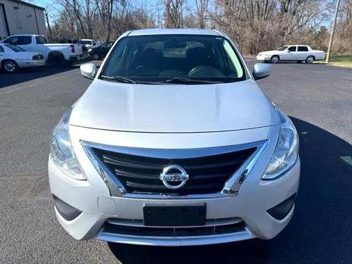 2019 Nissan Versa 1.6 SV