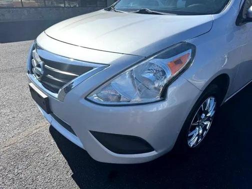 2019 Nissan Versa 1.6 SV