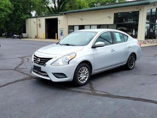 2019 Nissan Versa 1.6 SV