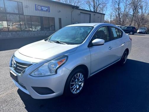 2019 Nissan Versa 1.6 SV