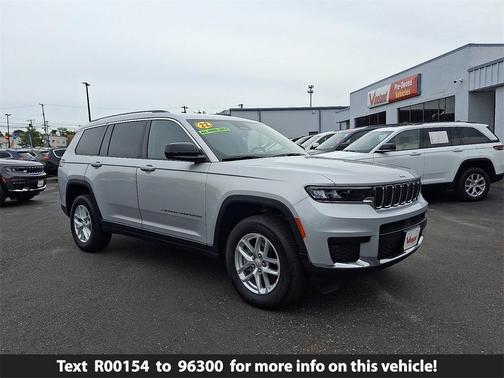 2022 Jeep Grand Cherokee L Laredo