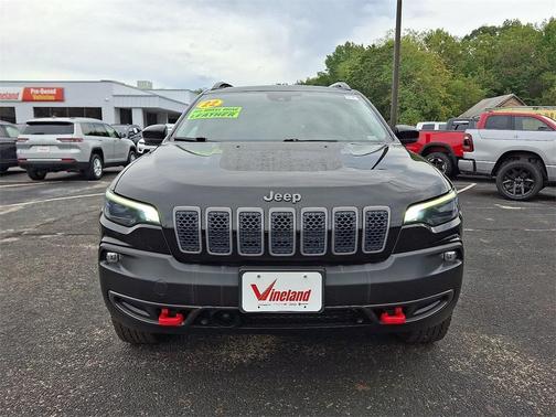 2022 Jeep Cherokee Trailhawk