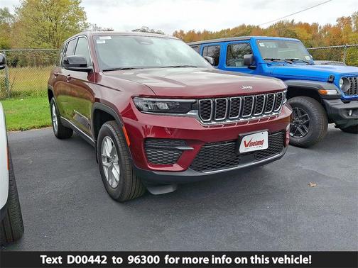 2025 Jeep Grand Cherokee Laredo