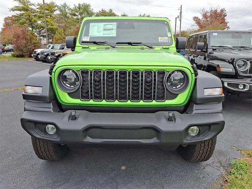 2026 Jeep Wrangler Sport