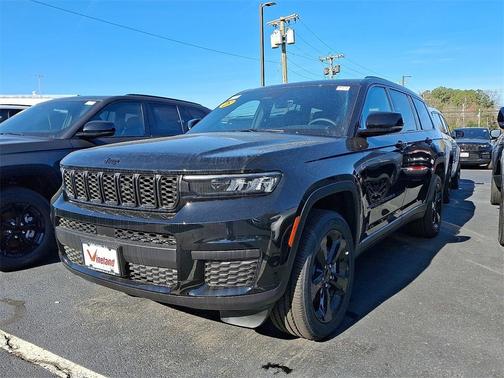 2025 Jeep Grand Cherokee L Laredo