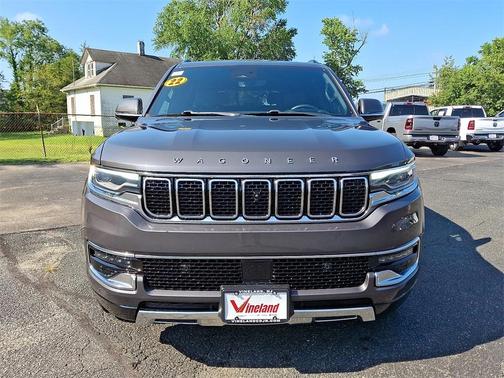 2022 Jeep Wagoneer Series III