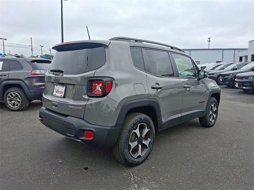2021 Jeep Renegade Trailhawk