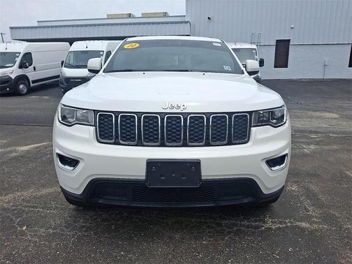 2020 Jeep Grand Cherokee Laredo E