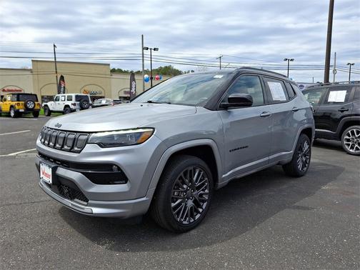 2022 Jeep Compass Altitude