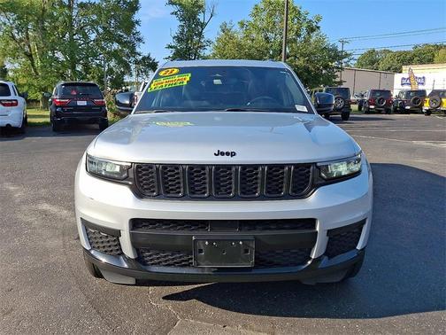 2023 Jeep Grand Cherokee L Laredo