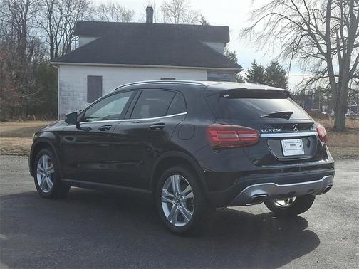 2020 Mercedes-Benz GLA 250 Base 4MATIC