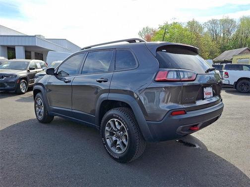 2021 Jeep Cherokee Trailhawk