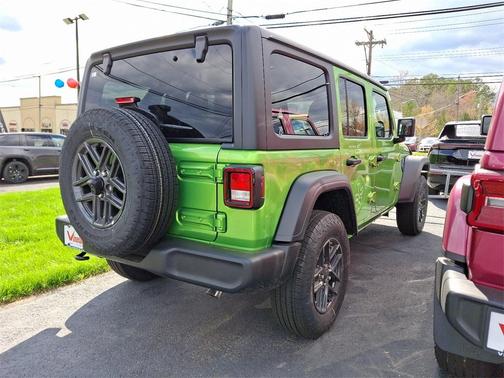 2025 Jeep Wrangler Sport