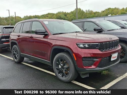 2025 Jeep Grand Cherokee Laredo