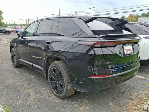 2025 Jeep Wagoneer S Launch Edition