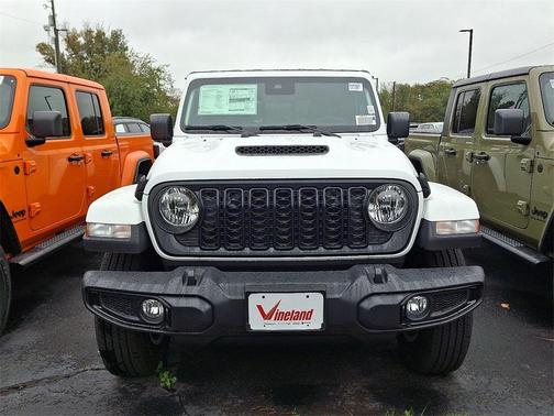 2025 Jeep Gladiator Sport