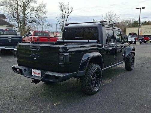 2022 Jeep Gladiator Sport