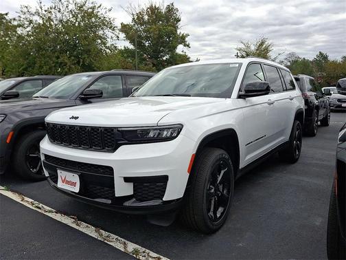 2025 Jeep Grand Cherokee L Laredo
