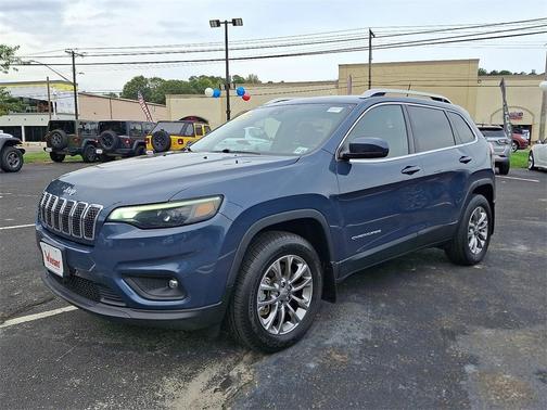 2021 Jeep Cherokee Latitude Lux