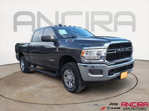 2022 RAM 2500 Tradesman Crew Cab 4x4 64' Box
