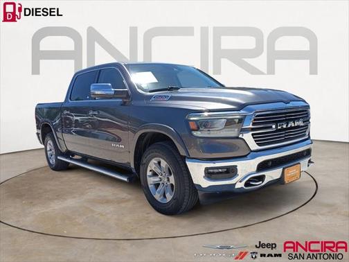 2022 RAM 1500 Laramie Crew Cab 4x2 57' Box